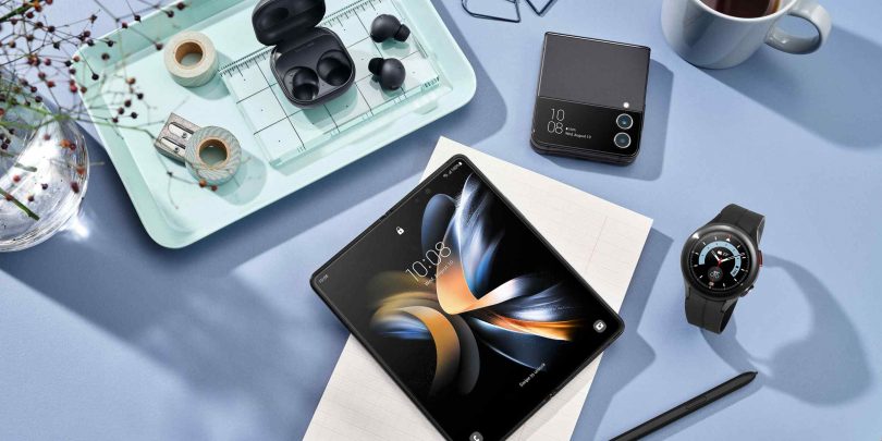 Nova telefona serije Galaxy Z postavljata mejnike v kategoriji preklopnih telefonov