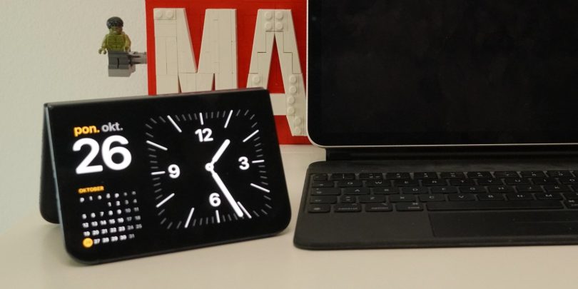 PRVI VTIS (TEST) iPhone Duo: Zakaj Apple prodaja bučke, da guba ni opazna?