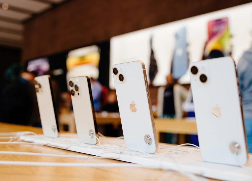 Želja vsakovrstnih vlad po vtikanju nosu v naše zasebne datoteke in komunikacije je nenasitna