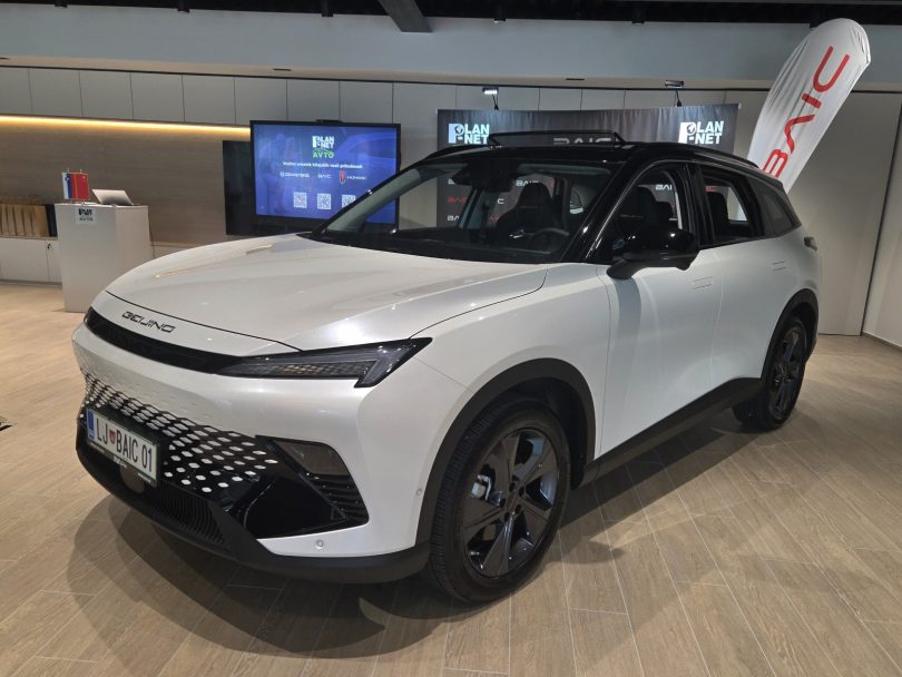 PRVIČ VIDENO BAIC: Kitajci delajo za nas (mar res?)