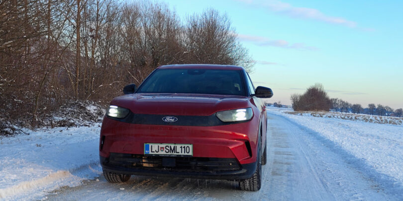 PONOVLJENI TEST Ford Capri (RWD): Izjemno suveren tudi v snegu