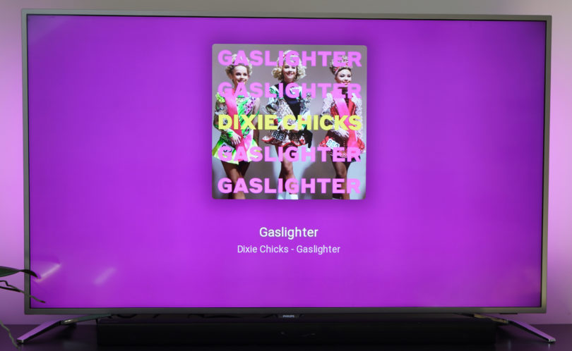 NEDELJSKI NASVET: Uporabi TV ali operaterjev sprejemnik za predvajanje glasbe s telefona, tablice ali računalnika