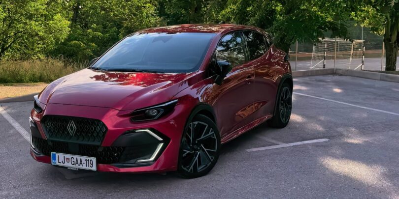 Clio E-Tech: Dokaj daleč sem prišel kljub majhni posodi za gorivo