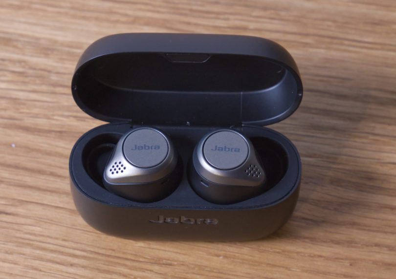 Jabra Elite 75t – Hitenje proti svetlemu idealu (#VIDEO)