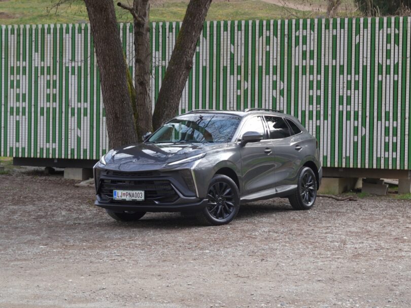 KRATKI TEST Forthing T5 Evo: Zanimiva toplo-hladna izkušnja!