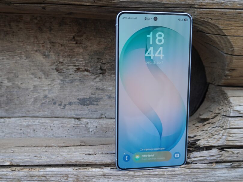 Samsung Galaxy S26/S26+: Odločitev, ki pušča nekaj pelina