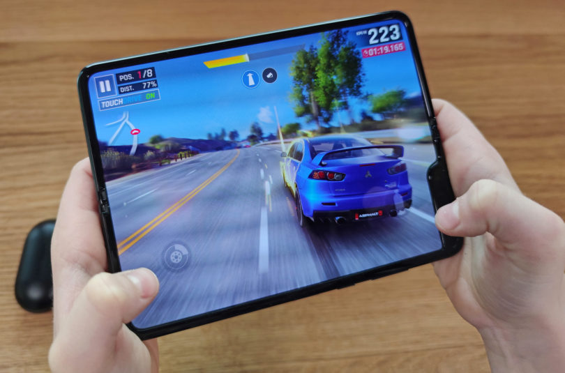 Optimistično v prepogljivo prihodnost