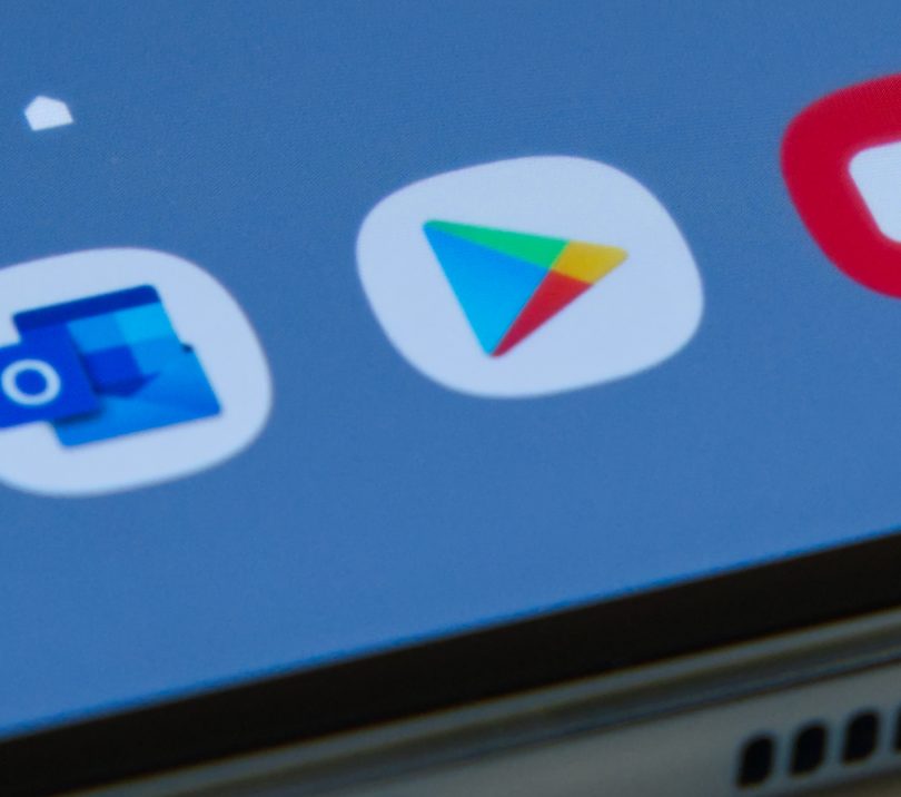 Še Google bi brez pardona »svojih« 30 odstotkov