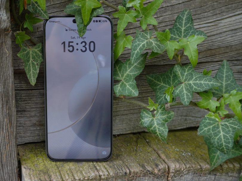 KRATKI TEST Honor 400 Lite: Že res, da je poceni, ampak …