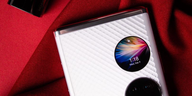 Inovativen preklopni Huawei P50 Pocket na voljo v Sloveniji