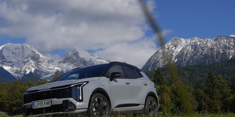 KRATKI TEST Kia Sportage: Popoln avtomobil, če se ti že samo ob omembi »elektrike« zmrači pred očmi!