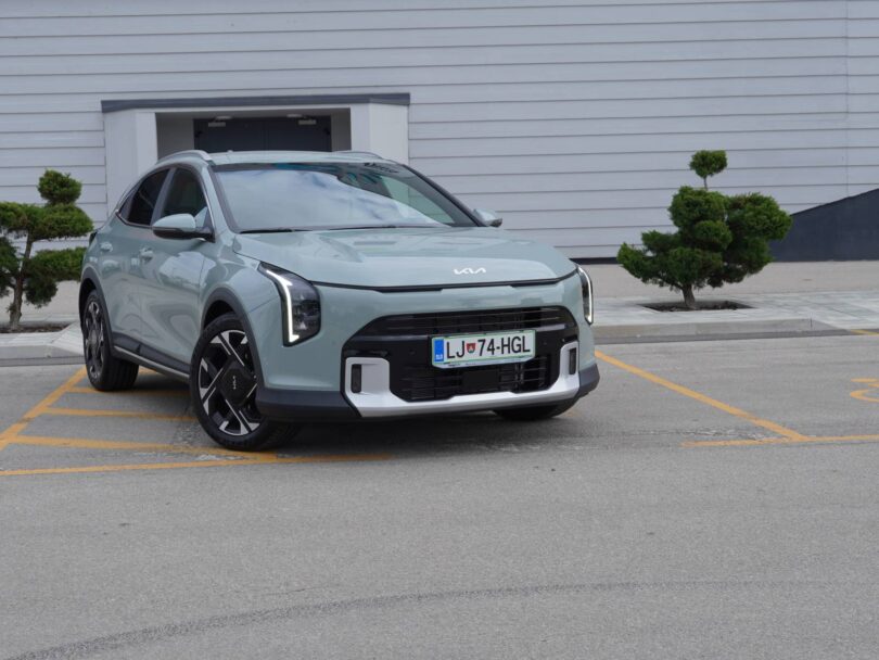 PRVI VTIS Kia XCeed: Premišljena evolucija modela, ki se na vse kriplje izogiba upokojitvi