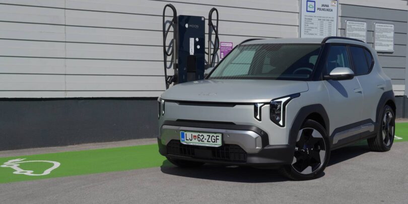 PRVI VTIS KIA EV2: Znotraj večji kot je videti od zunaj
