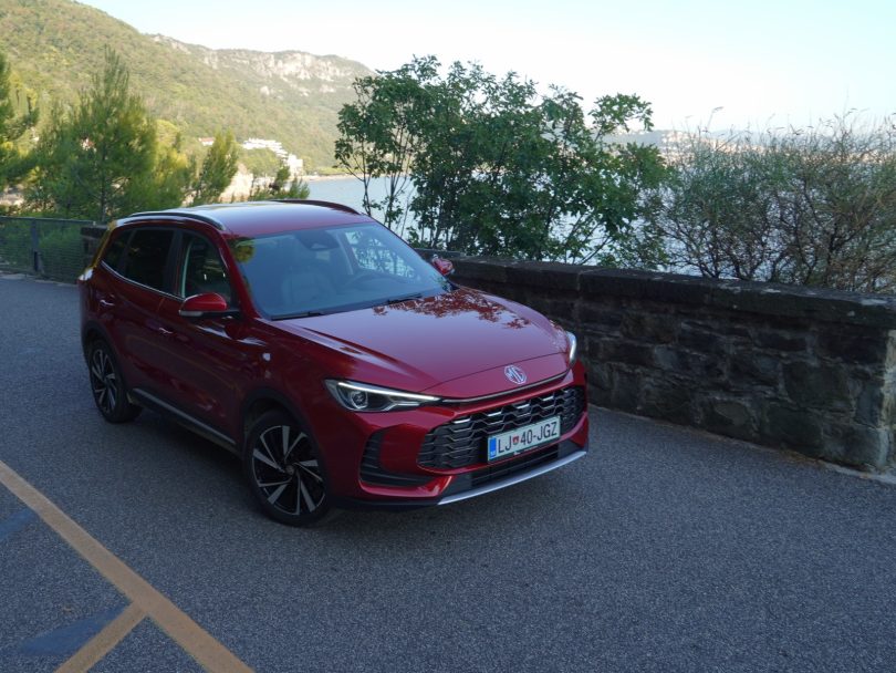MG ZS Hybrid+: Bil bi mnogo boljši, če bi vse delovalo, kot mora!