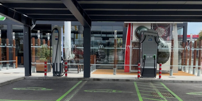 Petrol rahlo pocenil polnjenje na svojih polnilnicah