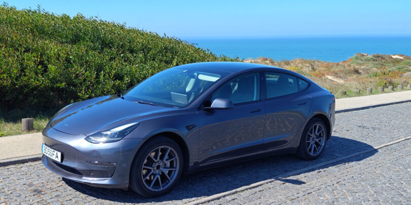 NEDELJSKI NASVET: Najem električnega avtomobila v tujini, recept za pokvarjen dopust?