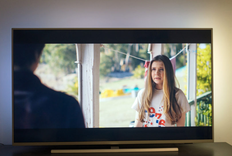 Philips 55PUS7304 (PUS7354): Zlata sredina pri televizorjih LCD