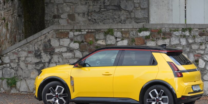 ODKLOP Renault 5: Elektrika ji ni odvzela, kvečjemu ji je dodala karizmo!
