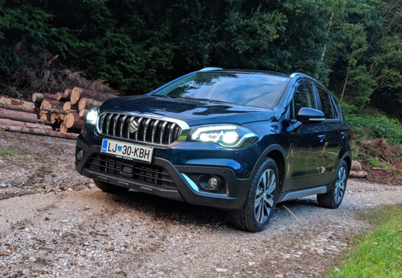 Suzuki SX4 S-Cross: Malo sloga, zato pa ogromno vsebine in vrednosti