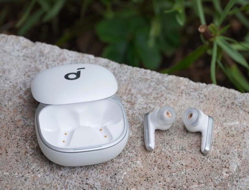 Soundcore Liberty 4: Celovit paket z neobičajnim dodatkom