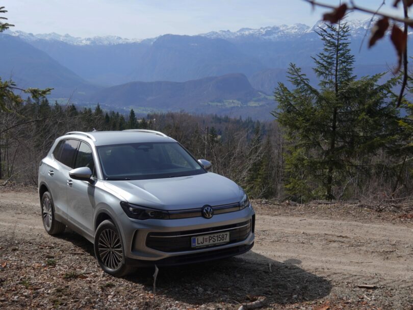DRUGI POGLED VW Tiguan eHybrid: Elektrika mu res lepo pristaja