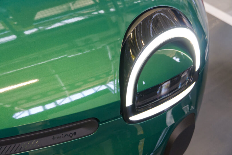 PRVI VTISI Renault Twingo: Tako prijazno te pogleda, da ne moreš ostati ravnodušen (#video)