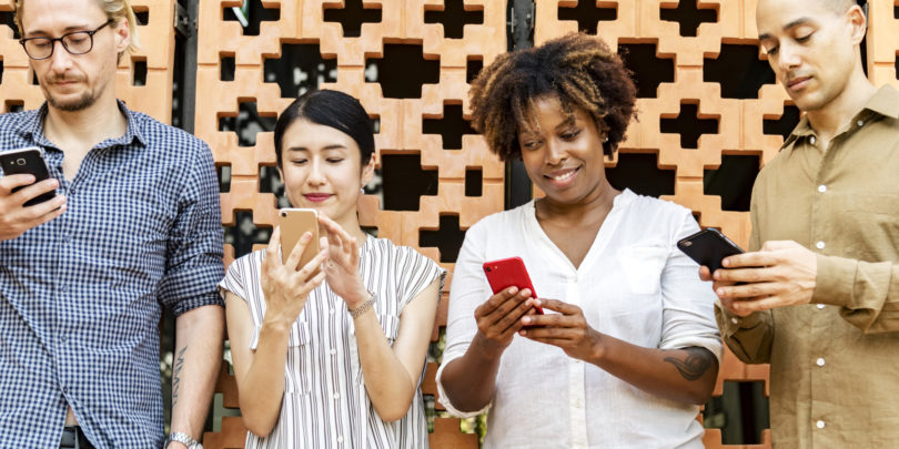 Nevarne prakse družbenih omrežij – (pre)velika pričakovanja