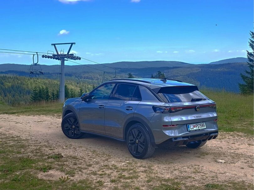 KRATKI TEST Volkswagen T-Roc R-Line: Menda jih zdaj prodajo več kot golfov