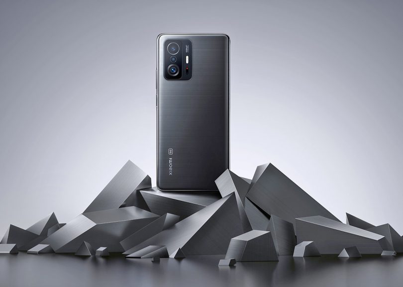 Xiaomi samozavestno v hiperinflacijo telefonov
