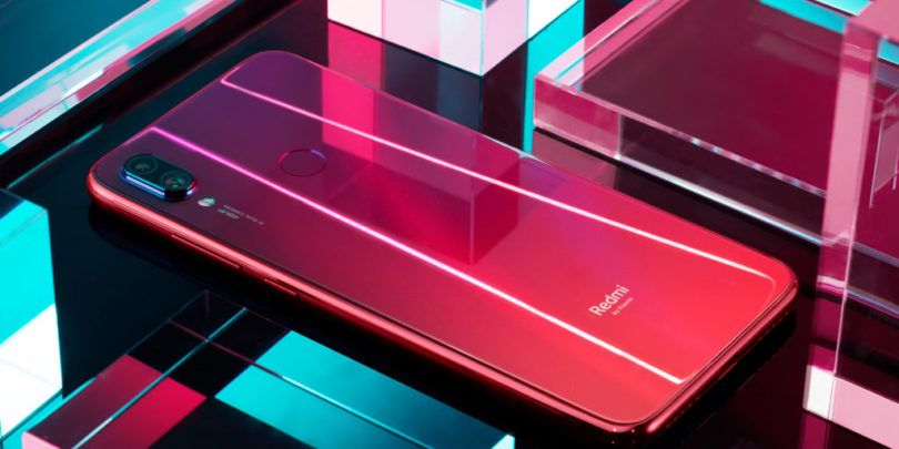 Zaradi polovičarstva Xiaomijevega in ostalih uvoznikov se je v Sloveniji zasidral triumvirat Samsunga, Huaweija in Appla