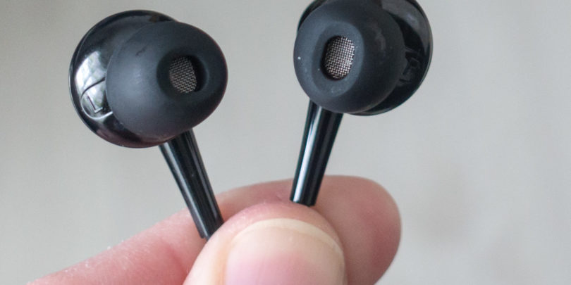 Odpravljanje hrupa, USB-C in solidna izdelava za dostopno ceno