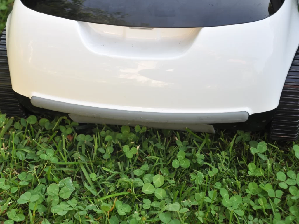 bazenski robot Aiper Scuba L1