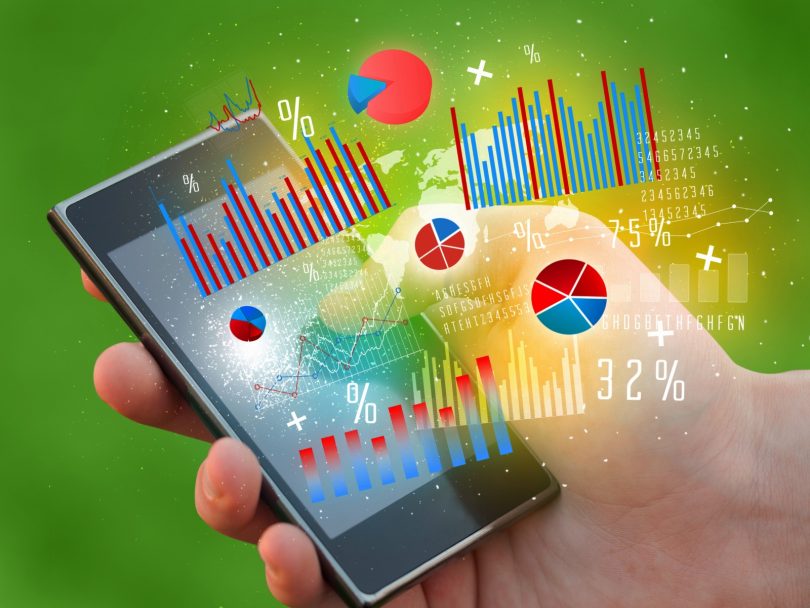 NEDELJSKI NASVET: Nas mobilne aplikacije rešujejo ali postavljajo pred ZIDOVE?