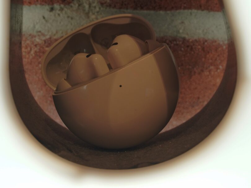 Huawei FreeBuds 7i: za slabega stotaka dobiš presenetljivo veliko