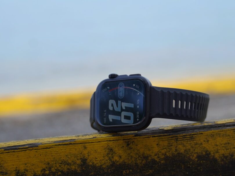 KRATKI TEST Huawei Watch Fit 5 Pro: Ko plavate, bodite pozorni, da je pašček zategnjen!