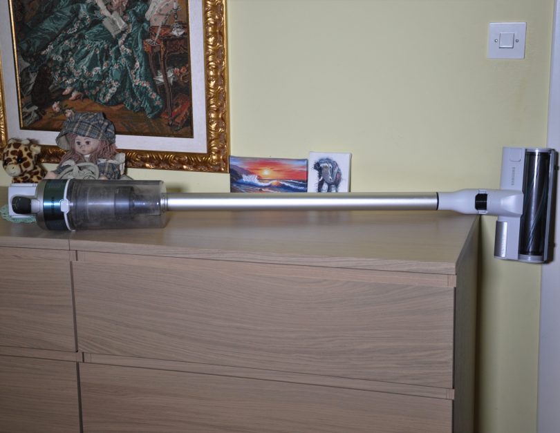 Samsung Jet 70 Turbo: Rekla mi je, naj ga kupim. Razlog je očiten!