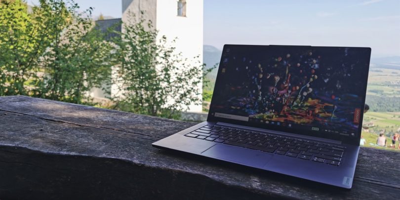 Lenovo Yoga Slim 7: Všečen prenosnik z raznovrstnimi konfiguracijami, ki bo zadovoljil mnoge