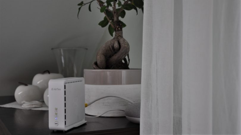 Telemachovo »Mesh« omrežje: Lahko pet evrov mesečno prepodi vse Wi-Fi skrbi?