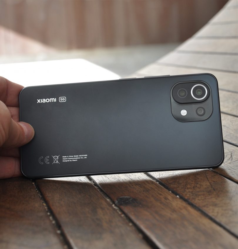 Xiaomi Mi 11 Lite 5G: Dražji kot Redmi Note 10 Pro, a si vseeno zasluži pozornost