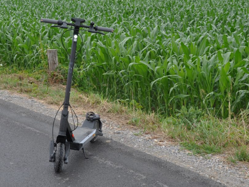 KRATKI TEST Navee S60: Ohranili, kar je bilo dobro, in popravili slabosti (#video)