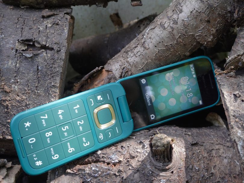 Nokia 2660 Flip: Šment, kakšna osvežitev vse bolj dolgočasnih telefonov