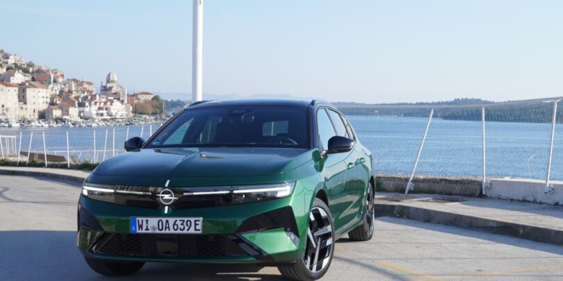 PRVI VTIS Opel Astra: Še vedno nikogar ne želijo izključevati