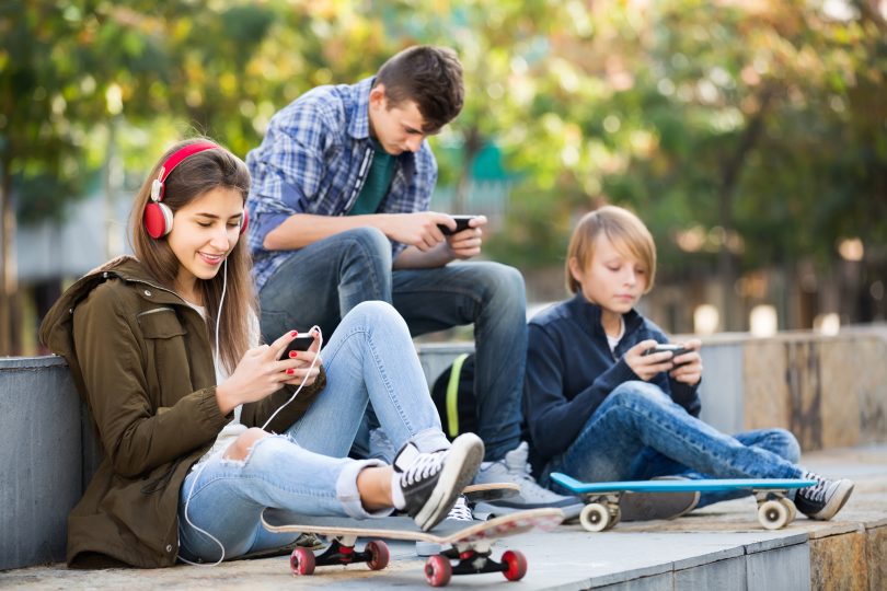 Ste že bili prezrti, ker je bil telefon pomembnejši?