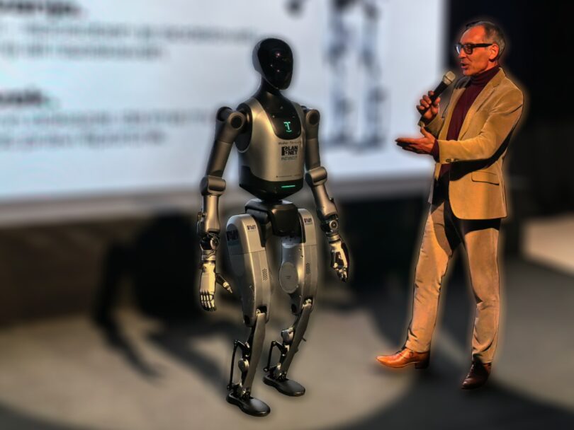 Najprej osvoboditev in nato invazija robotov jutranje zarje