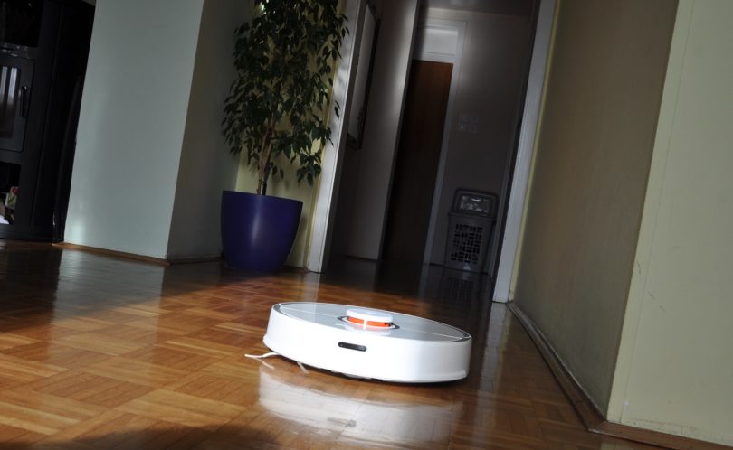 Roborock S50: Največ, kar pri robotskih sesalnikih dobite za zmerno ceno! #VIDEO