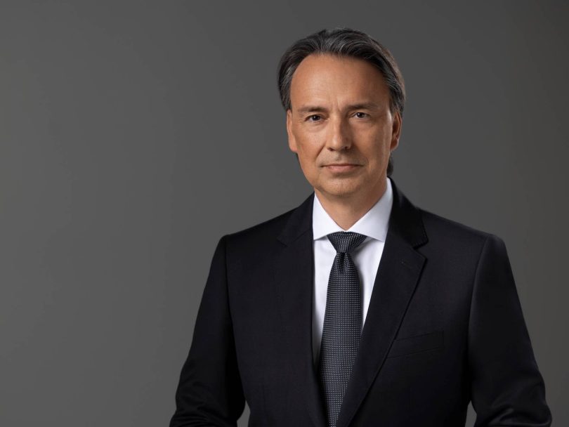 Poslavlja se dolgoletni direktor