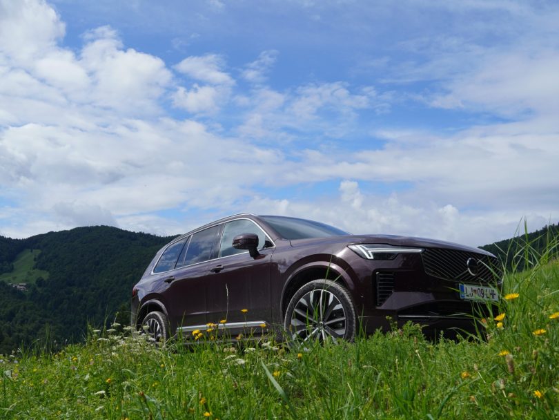 ODKLOP Volvo XC90 B5 AWD: Ves čas mi je odzvanjalo v ušesih