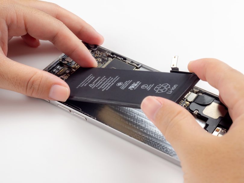 NEDELJSKI NASVET: Kako prepoznaš, da bo baterija »izdihnila«